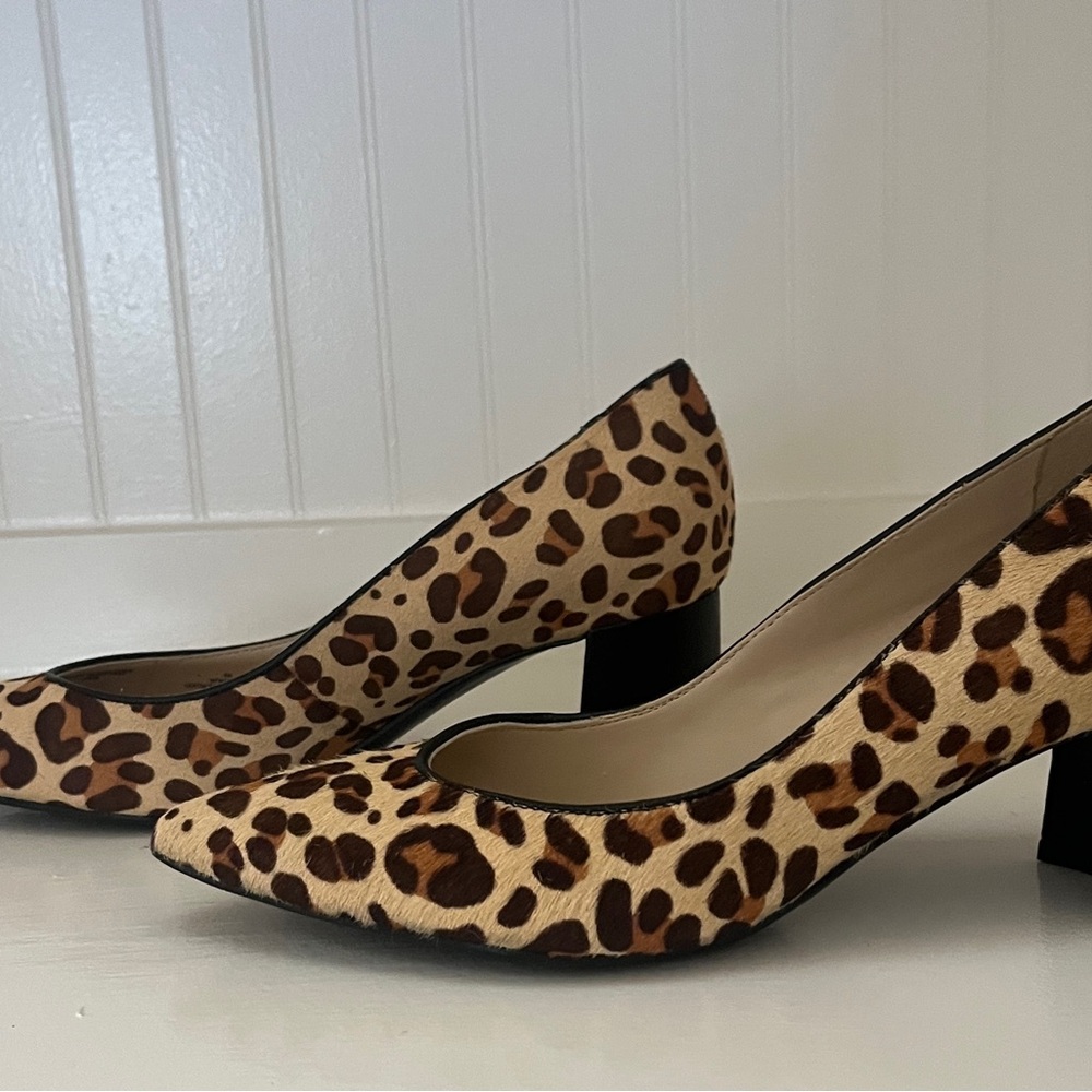 Marc Fisher Leopard Print Women's Heels | 6.5 | New - Picture 3 of 6